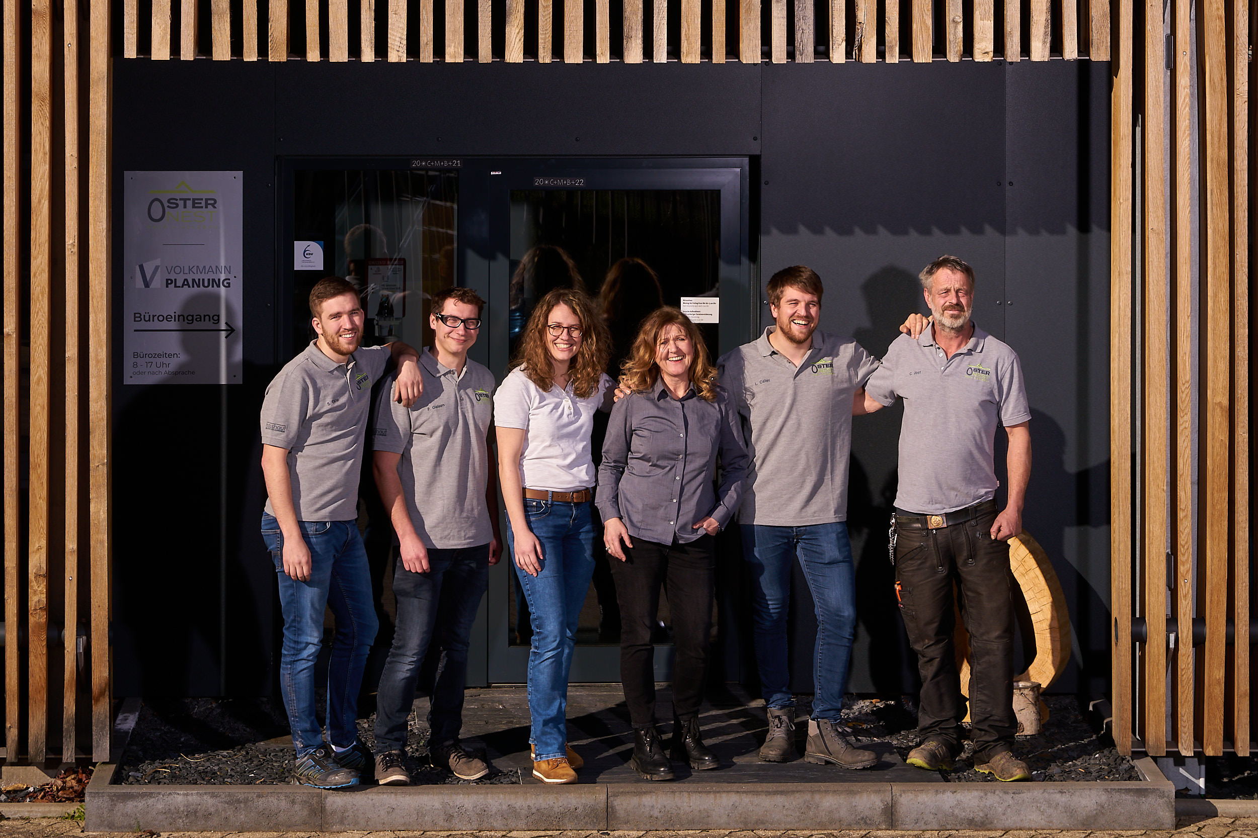 Vorschaubild zum Artikel Madeleine Peterson-Oster erklärt den Beruf der Dachdeckerin