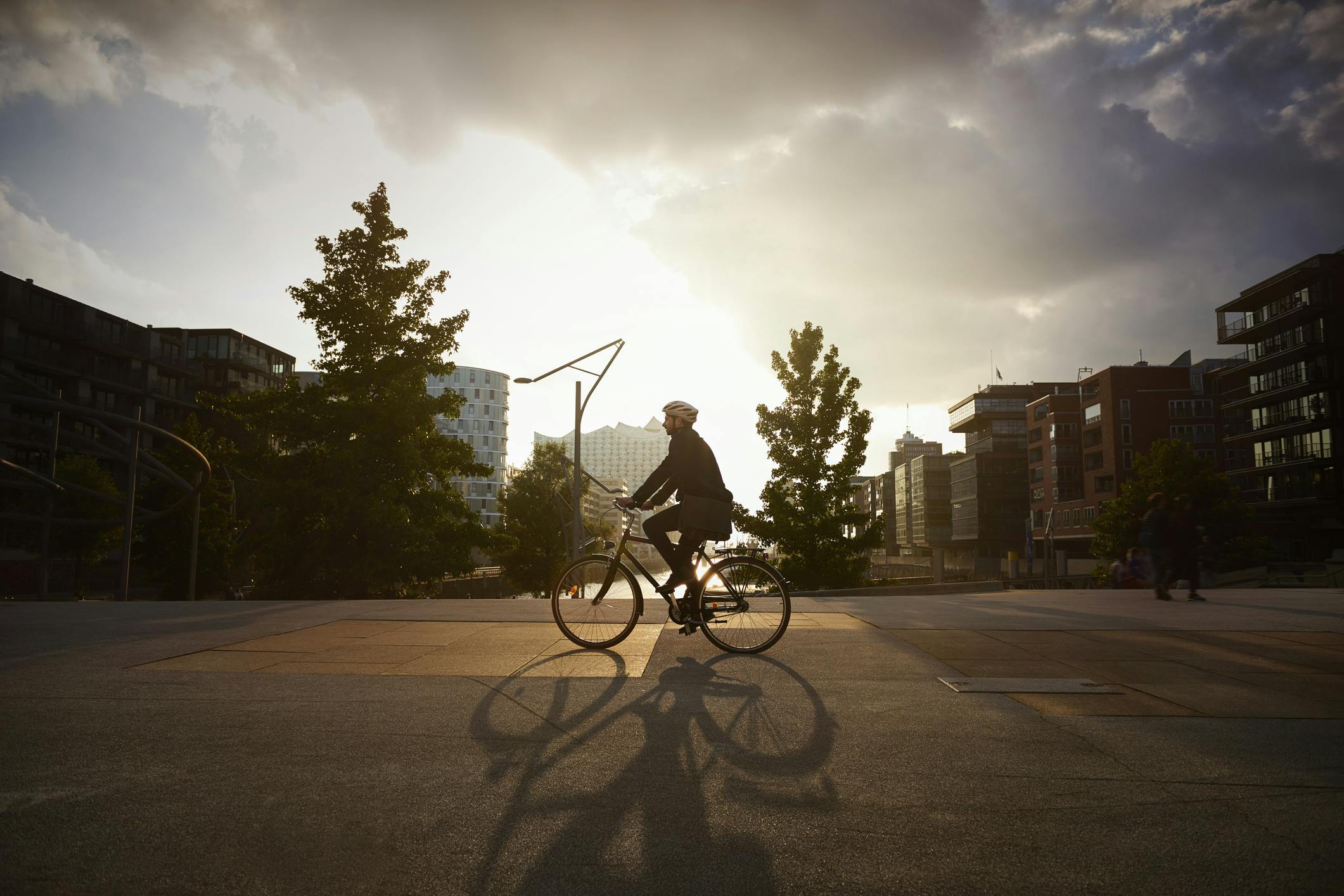 Światowy Dzień Dojeżdżania Rowerem Do Pracy - czy polskie miasta są przyjazne rowerom? 