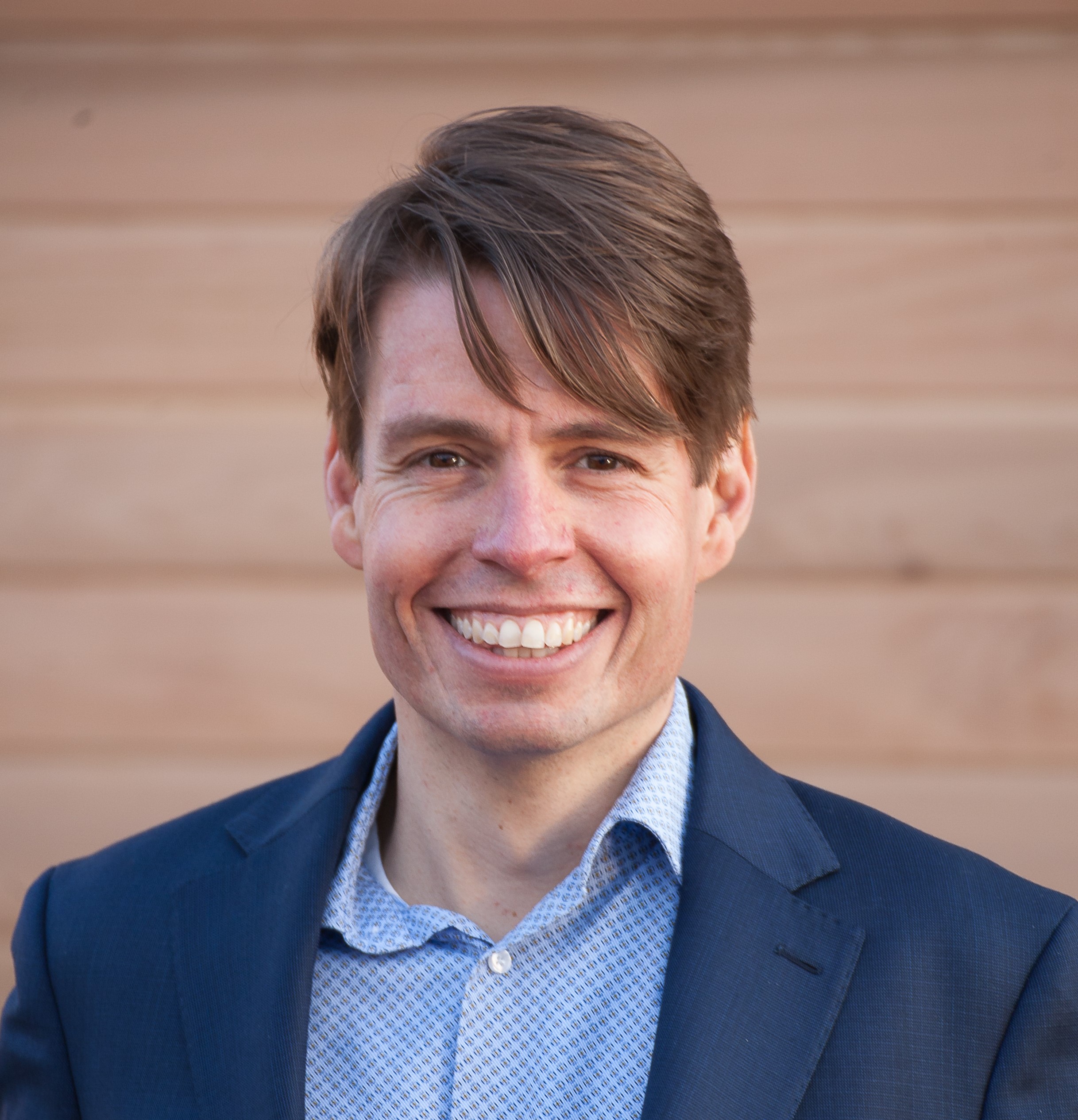 Portrait photograph of Professor Bart Rienties, Director of IET