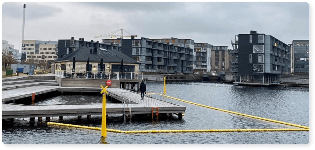 Vinterbade ved Teglholm Brygge i København