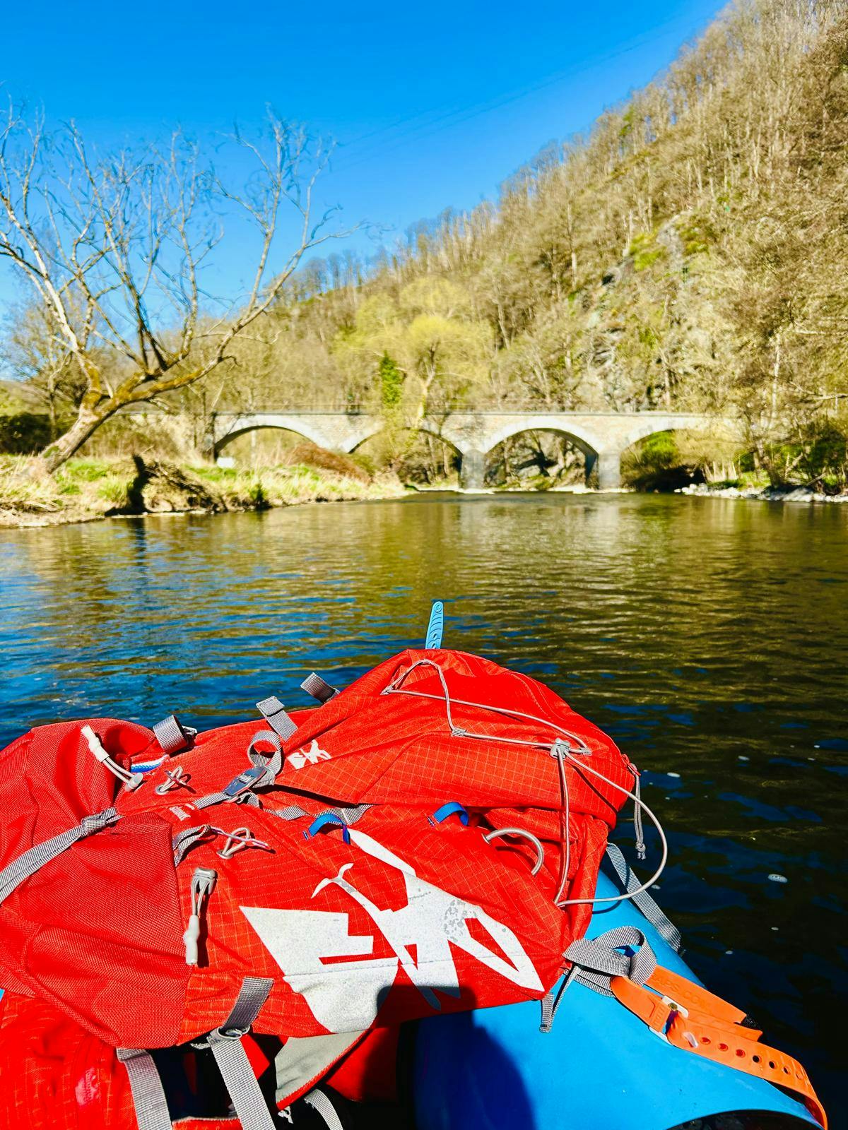 Ardennen Packraften op de rivier.