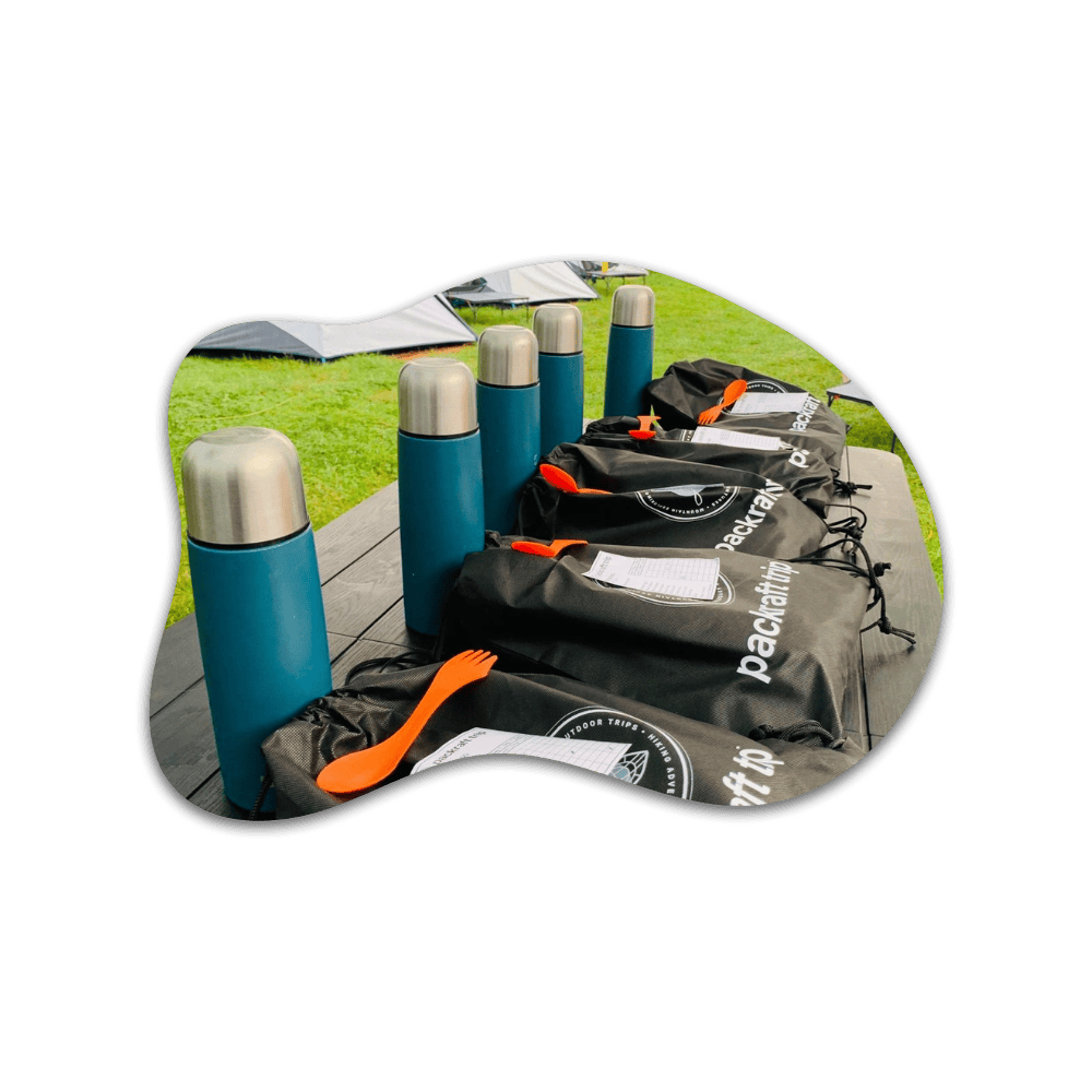 Packraft tocht door het ruige landschap van het Müllerthal.