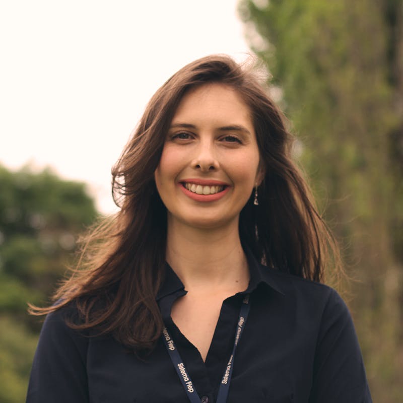 Carine de Almeida Vieira