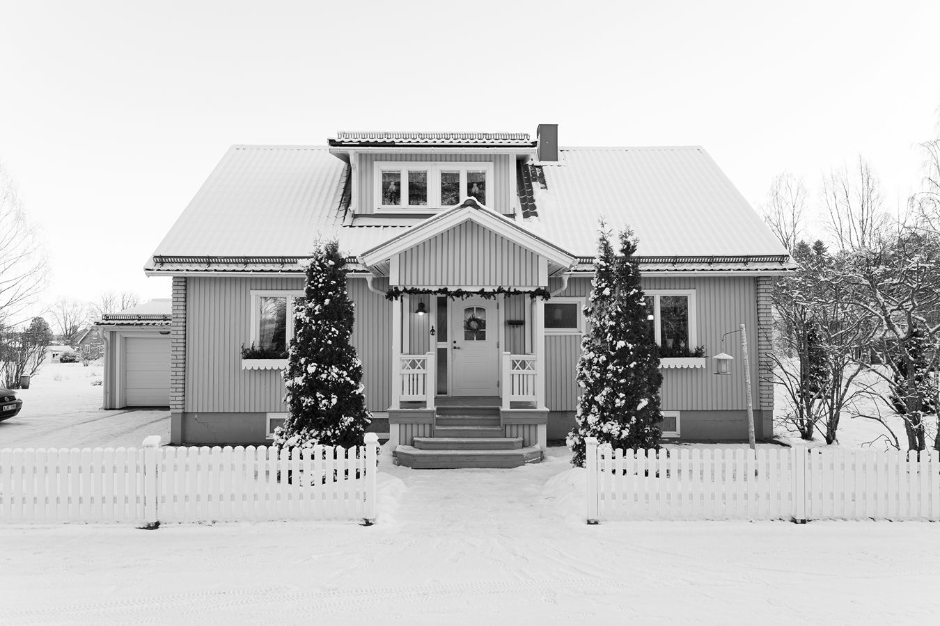 A home in the snow.