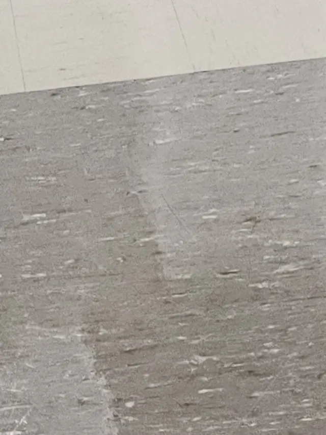 Boden sauber glänzend