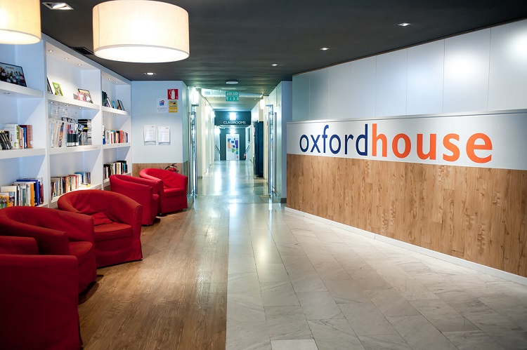 Sal&oacute;n de Oxford House