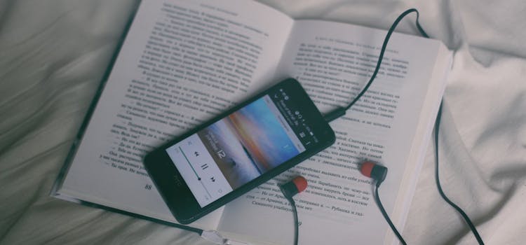 Escucha y lee en inglés