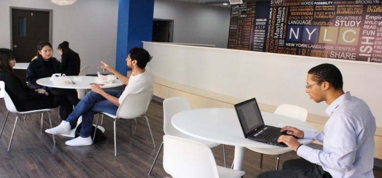 Fachada New York Language Center