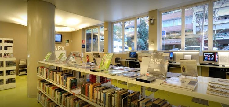 Biblioteca en sedes del British Council barcelona