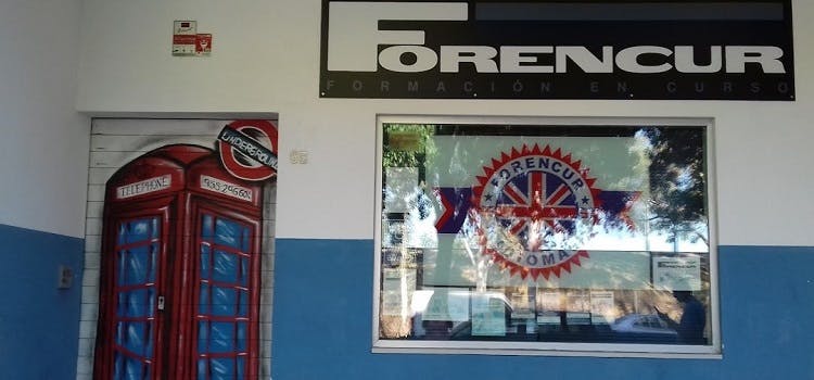 Fachada del curso de inglés Forencur en Sevilla.