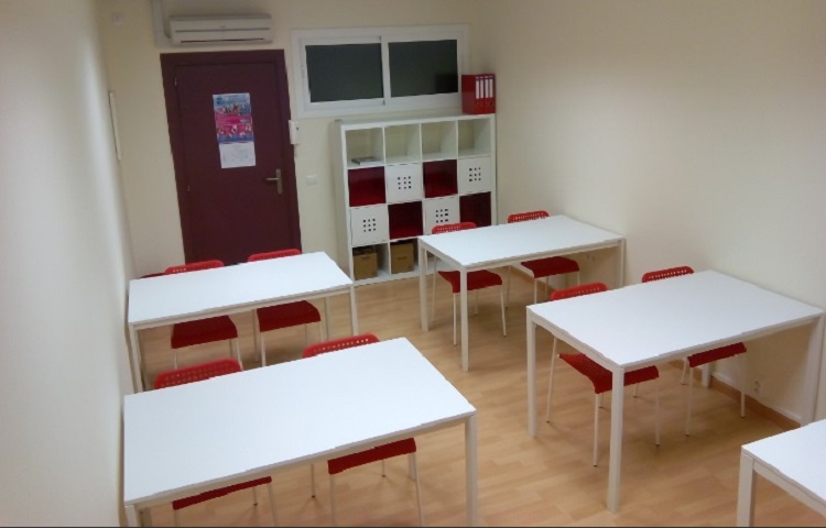 Sal&oacute;n de clases de Language Club | aprender ingl&eacute;s en Reus