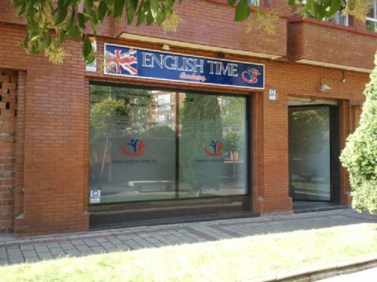 Fachada del curso de ingl&eacute;s English time