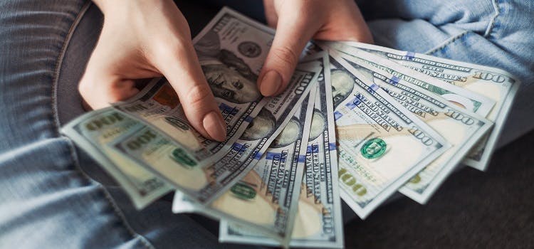 Aprender inglês com a Platzi | dinheiro, dólares.