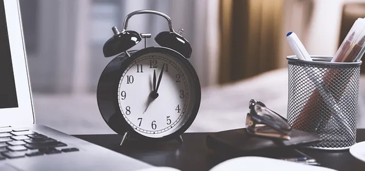 Aprender la hora en ingl&eacute;s | reloj