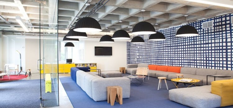 Fachada da EF Nova York