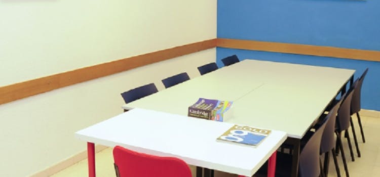 Salón de clases en UKMADRID