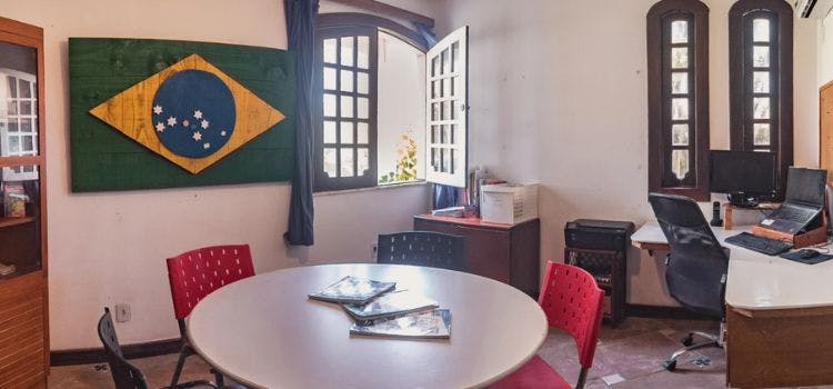 Talk and Chalk Eescola de Inglês