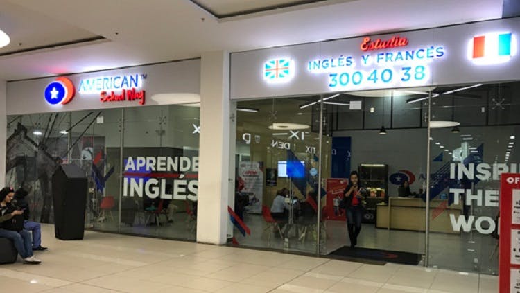 Academia American School Way en Colombia 