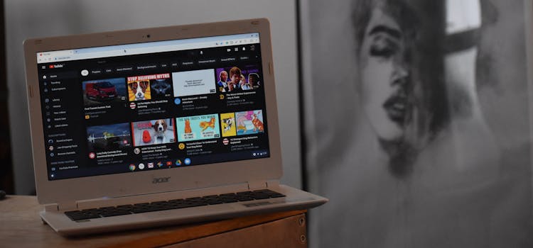 Learn British English with YouTube