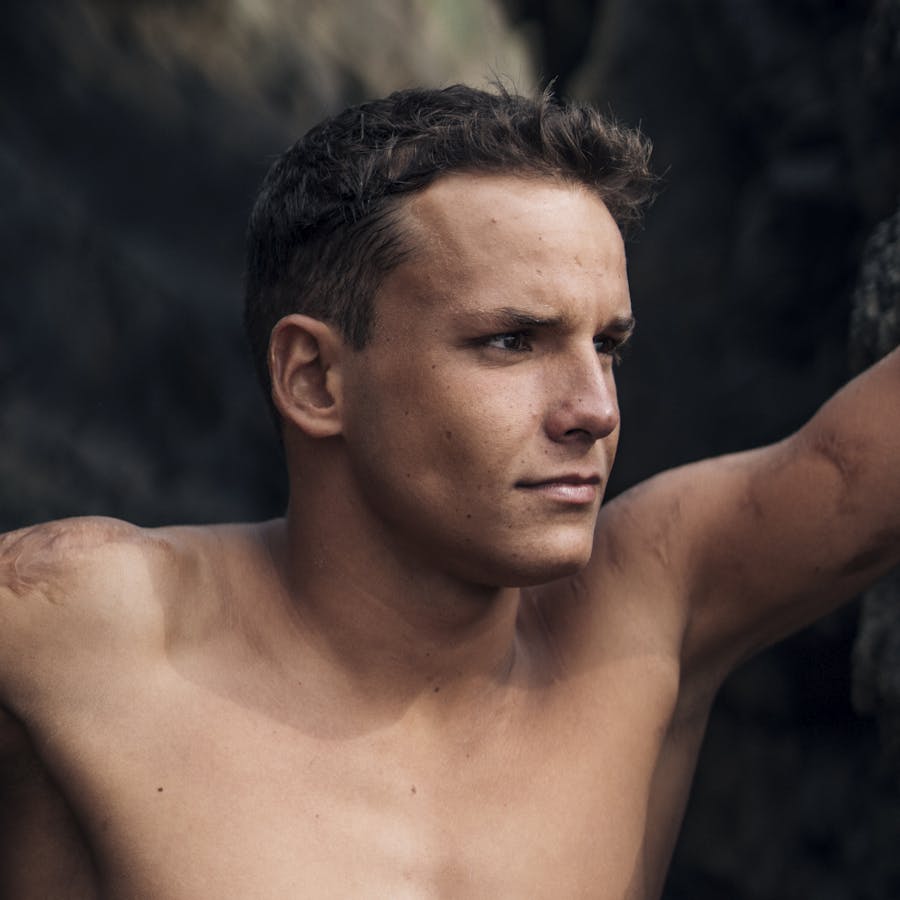 Théo Curin the paralympian swimmer