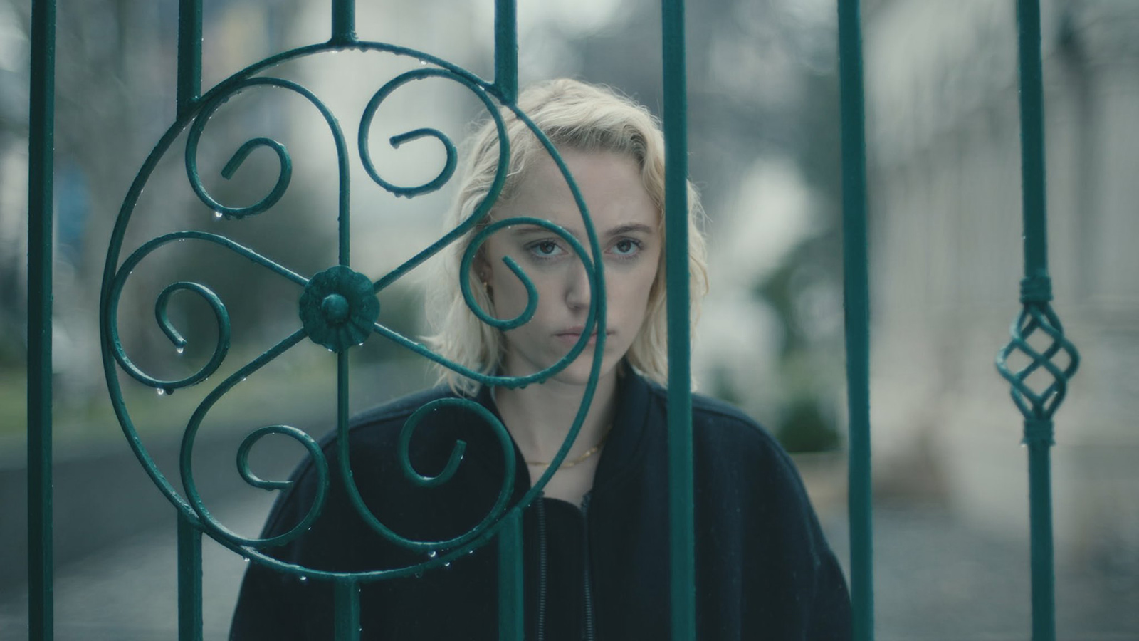 Qui Est Le Voyeur Dans The Watcher