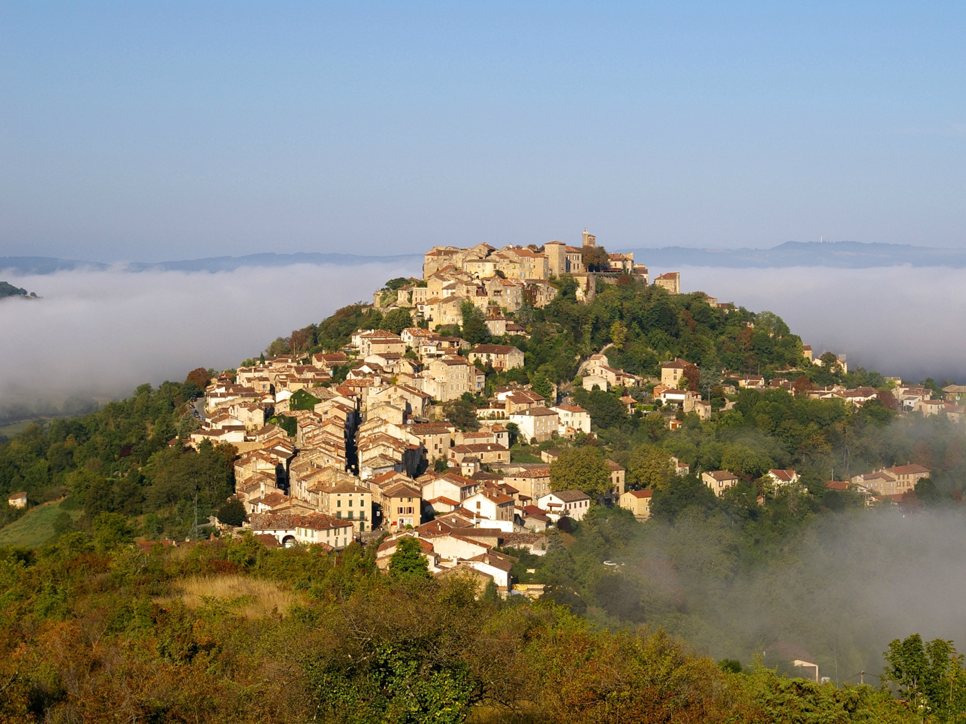 Village médiéval perché de Cordes sur Ciel 