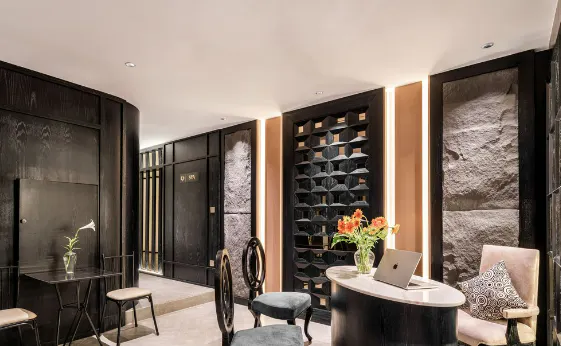 President Maison Signature