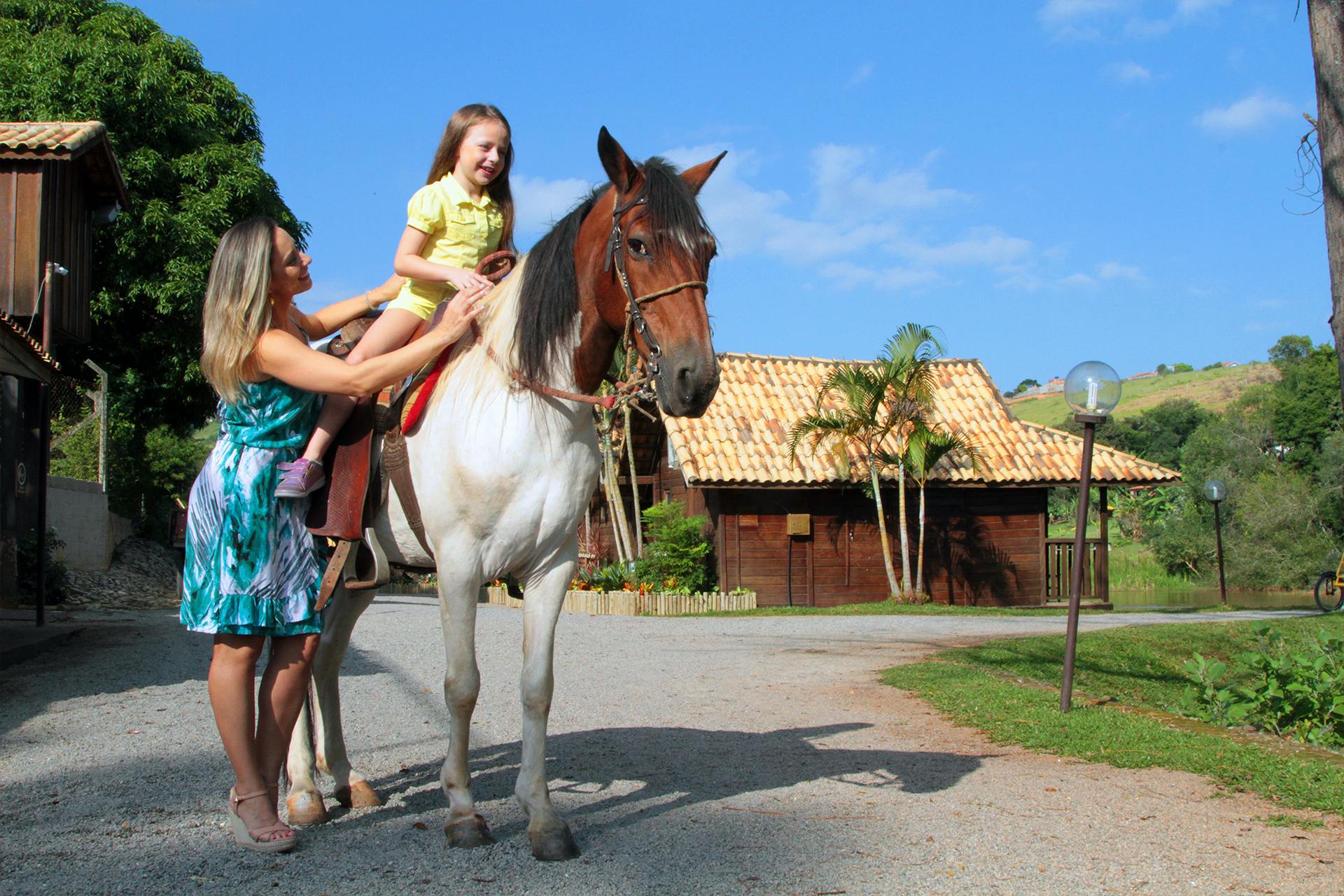 Cavalgada em hotel fazenda