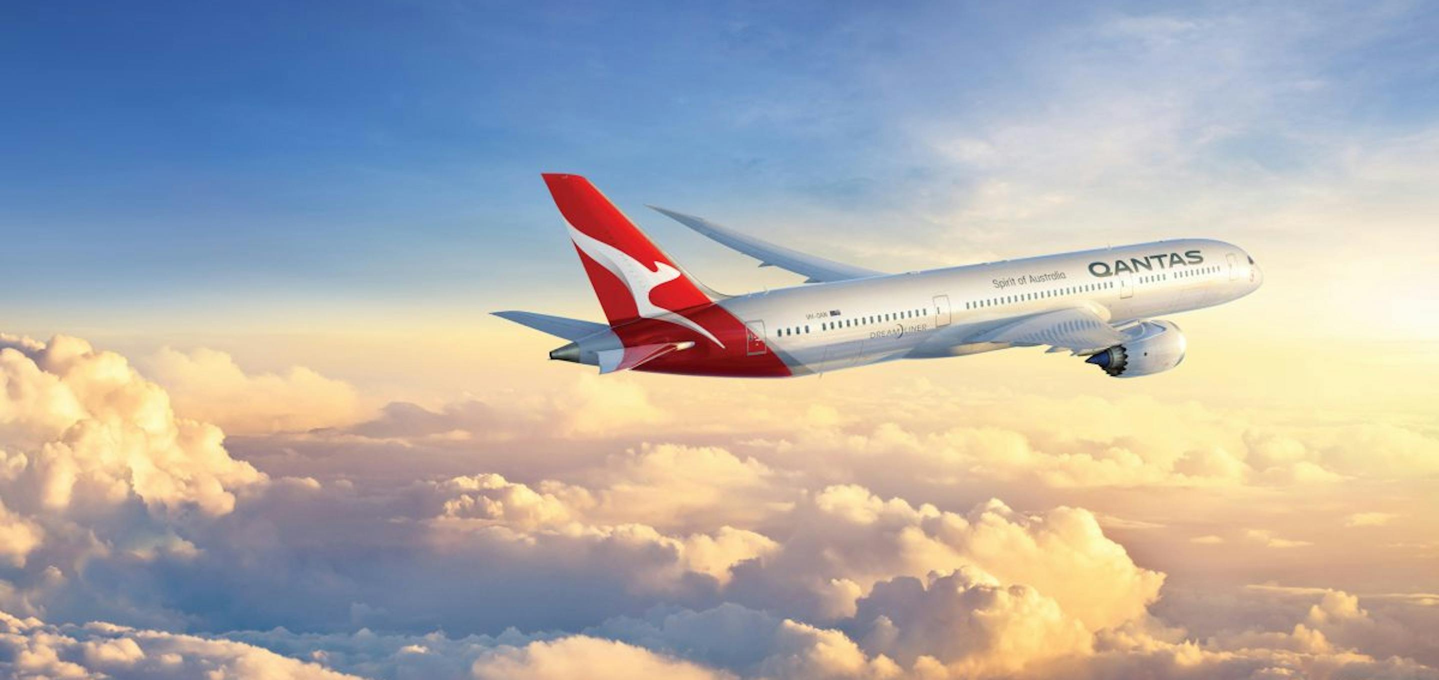 Qantas Jet Flying