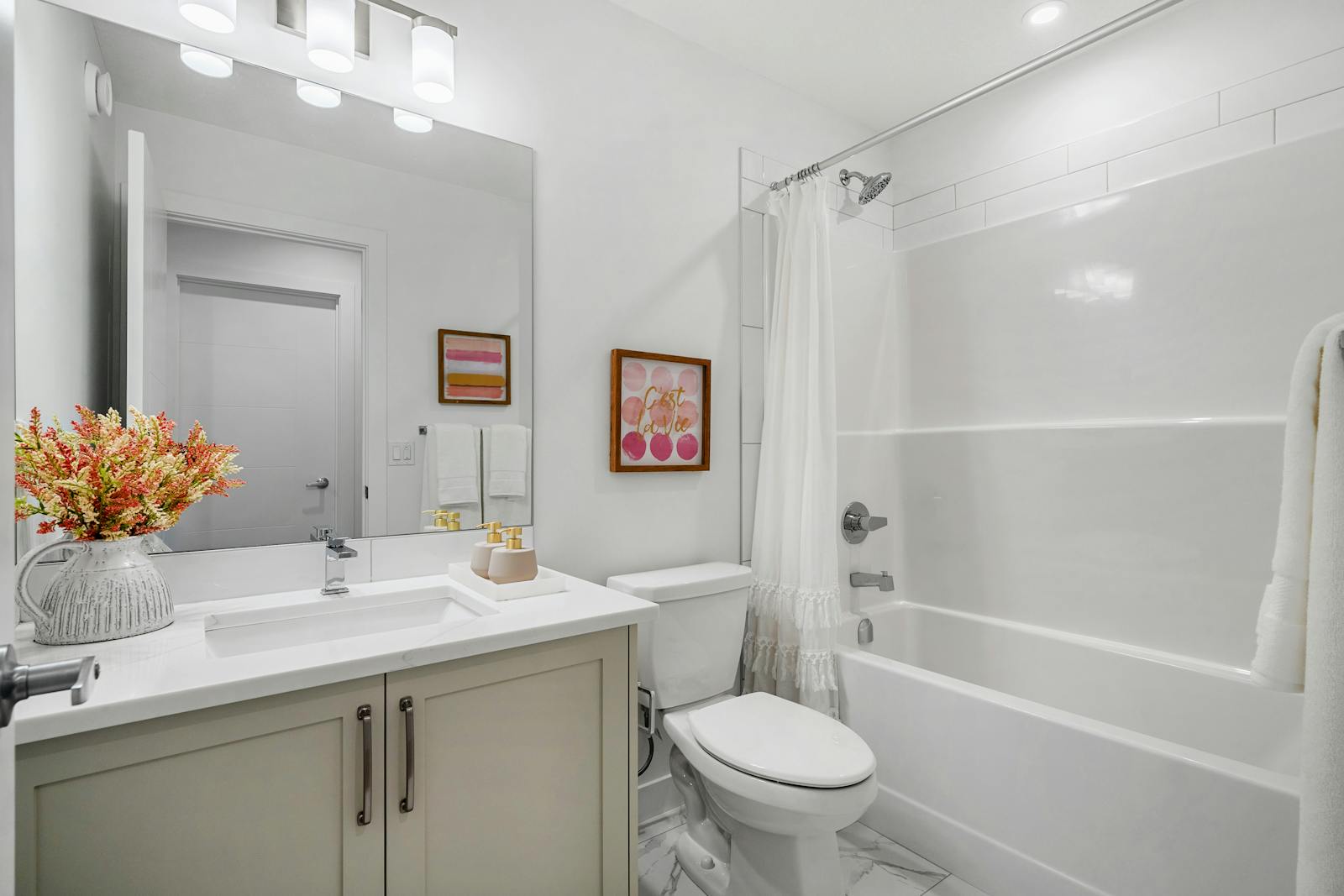 Main Bathroom