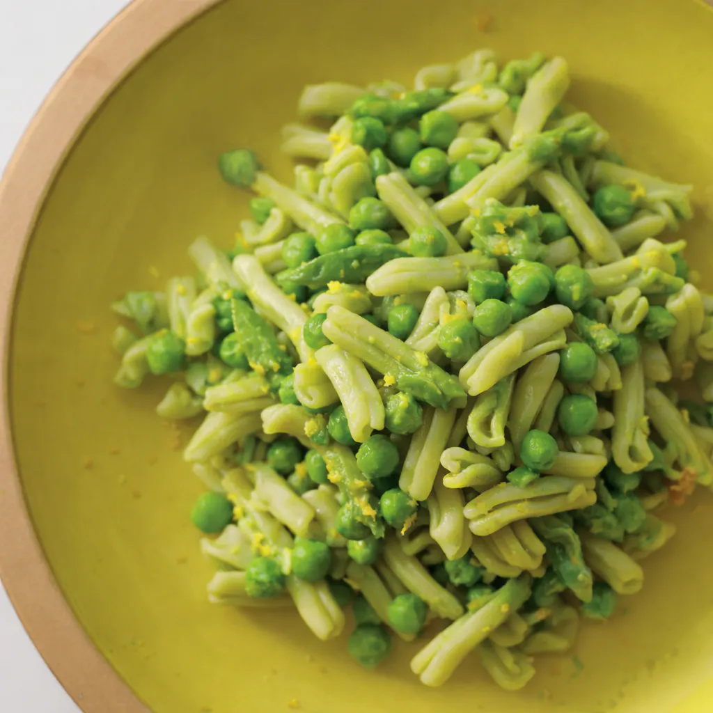 Casarecce al ragù di piselli