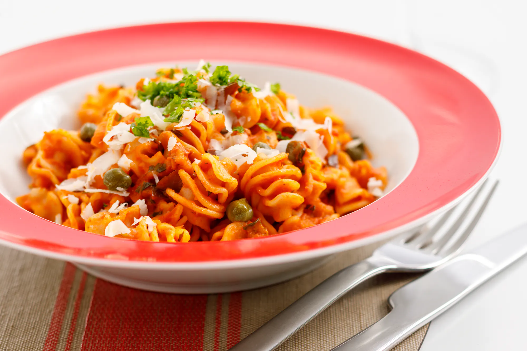 Fusilli al pesto di pomodoro