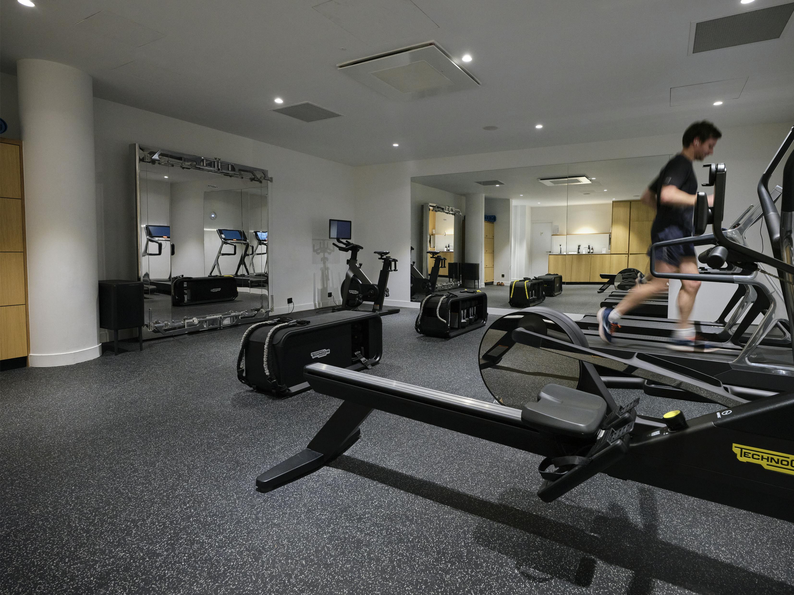 Salle de sport Patchwork Montholon