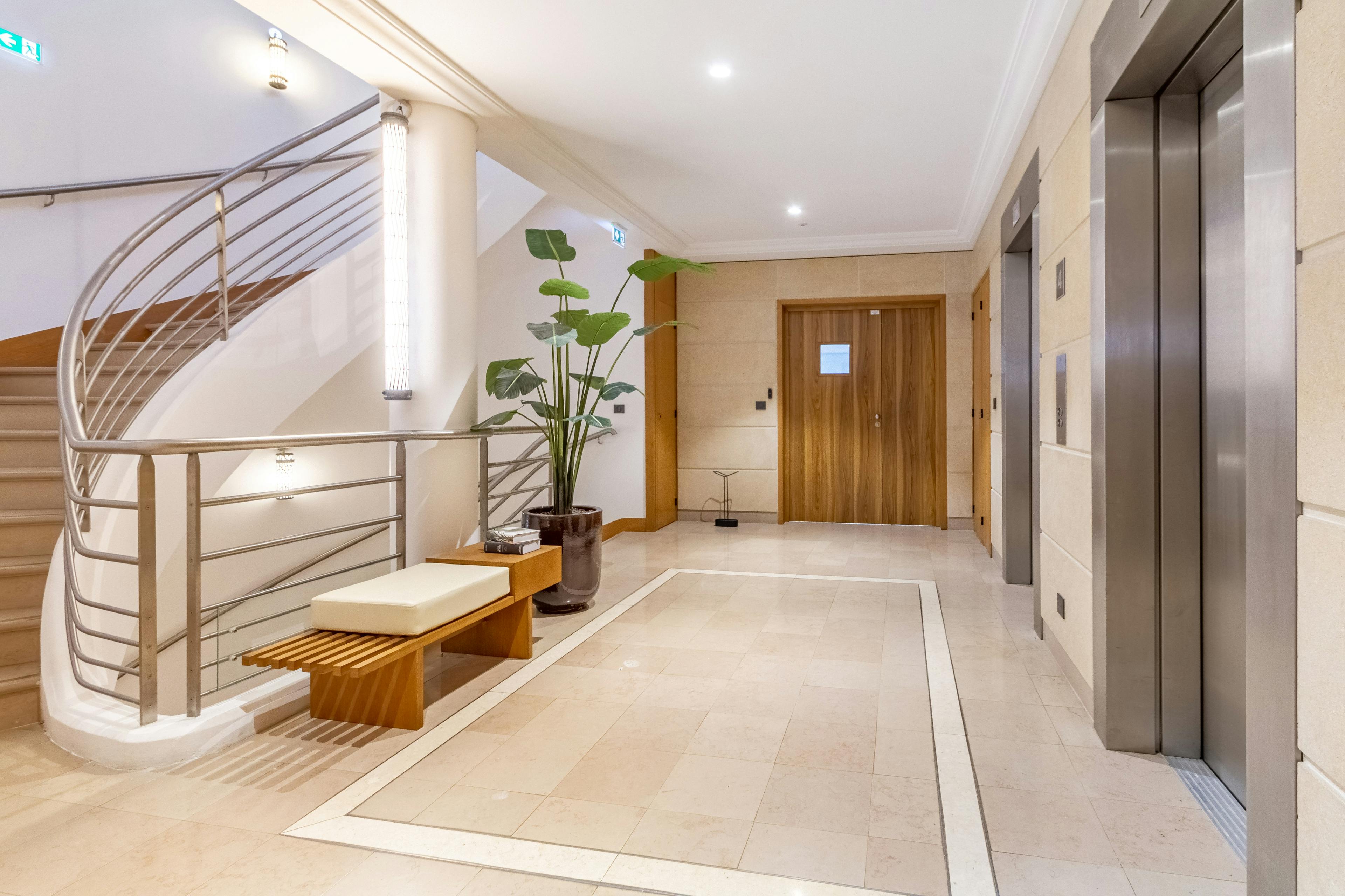 Hall Taitbout Ascenseur RDC