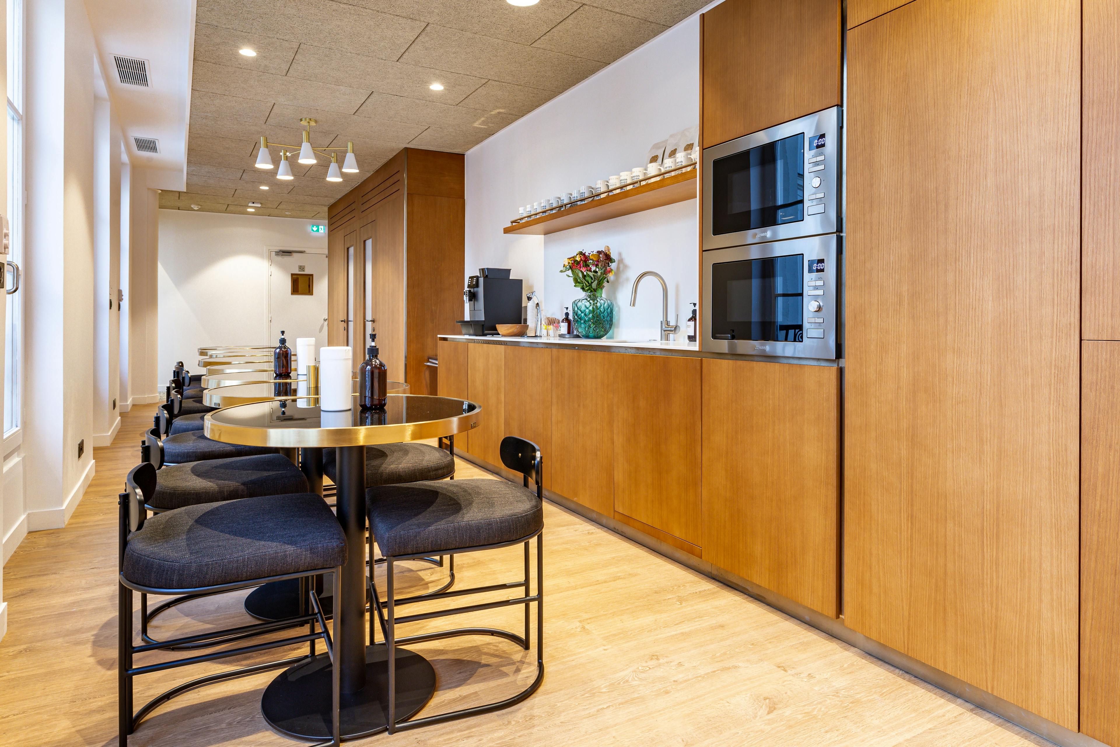 Cuisine espace commun Taitbout