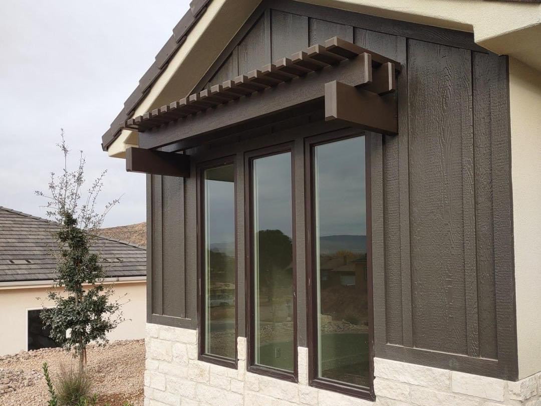 Cortinas de celosía para el hogar en Phoenix, Arizona, que aportan atractivo exterior.