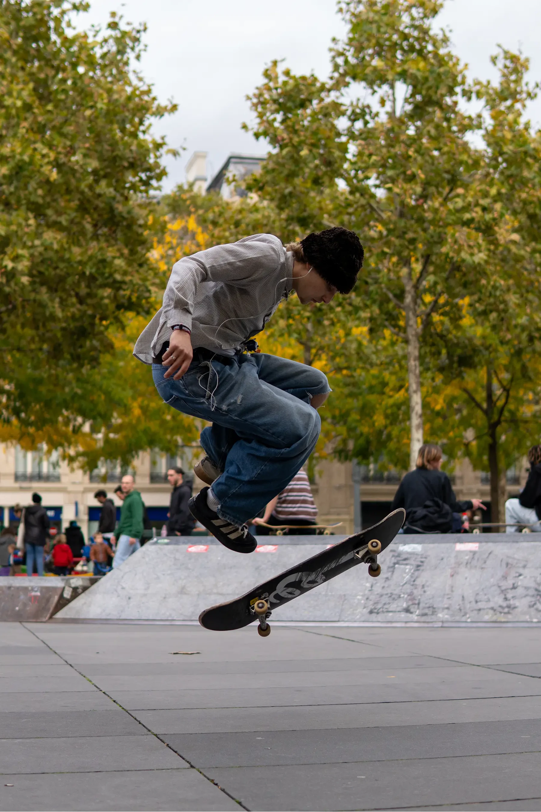 simple jump of a skater 