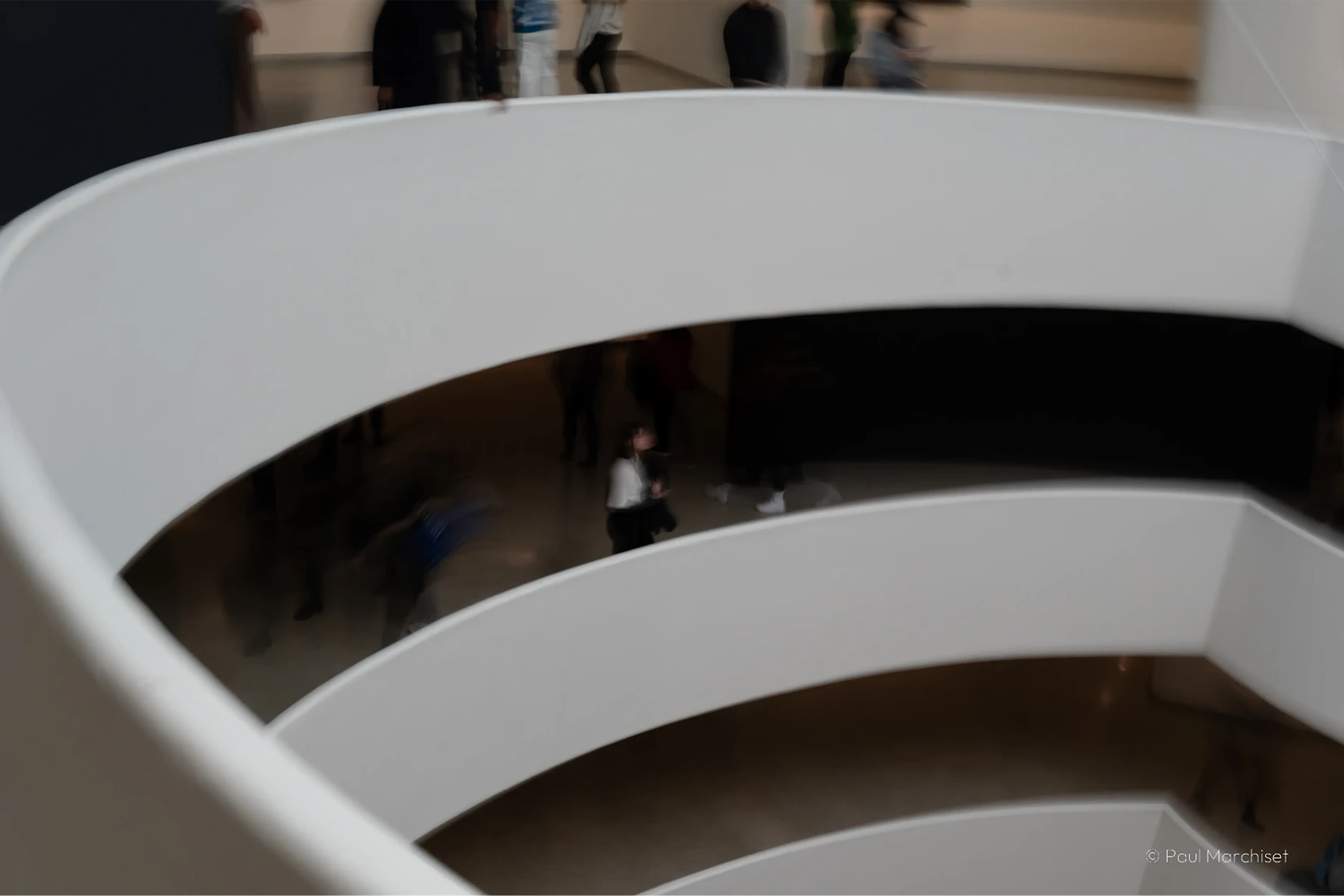 inside of the Guggenheim museum in New York with a lot of movement