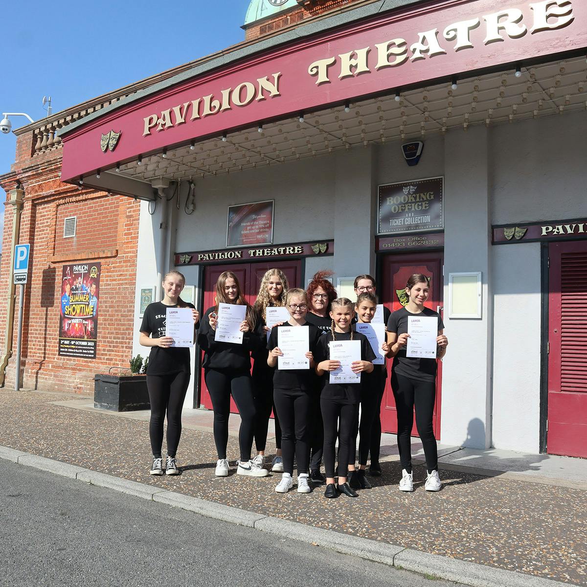 Stage Door's LAMDA Distinction students with director Sheila Pascall