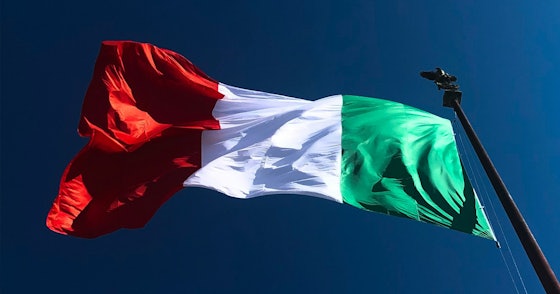 A photo of the italian flag.