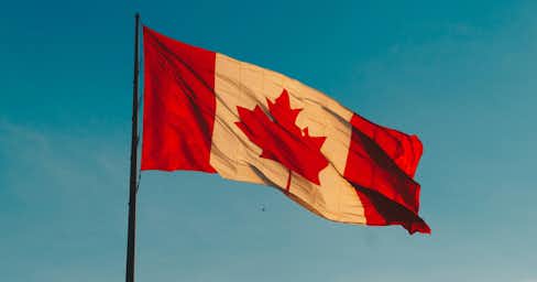 Graphic for Pay equity analysis and reporting in Canada