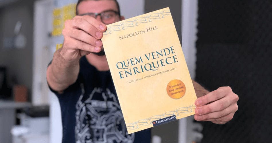 Quem Vende Enriquece - Napoleon Hill