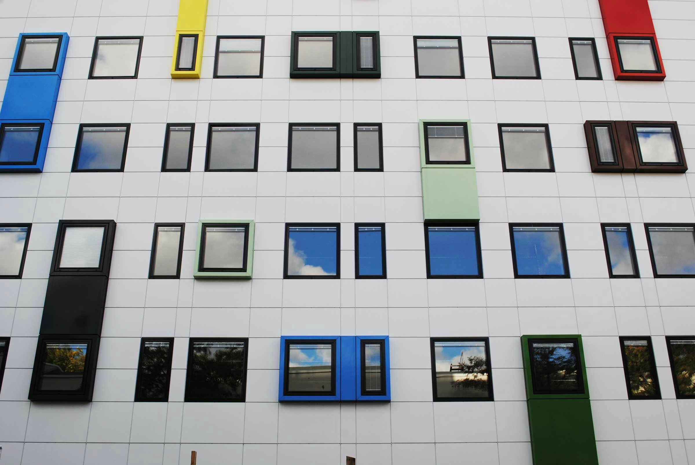 Le Poversy : Immeuble de bureaux à Issy-les-Moulineaux (92), France