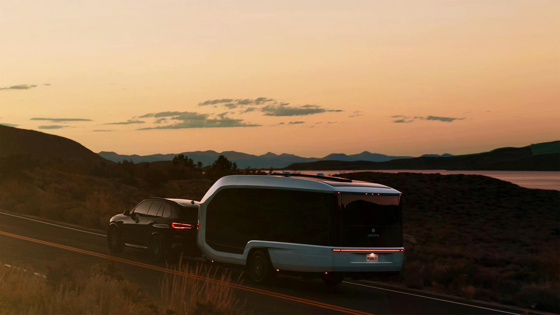 PEEBLE FLOW caravana eléctrica que se engancha ella sola al coche PEEBLE FLOW caravana eléctrica que se engancha ella sola al coche