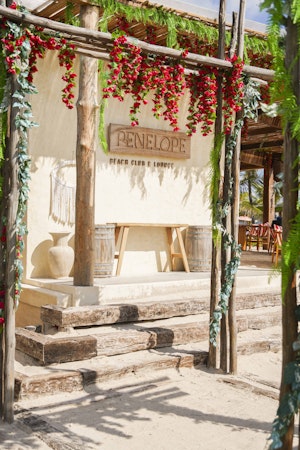 Penélope Beach Club Sign