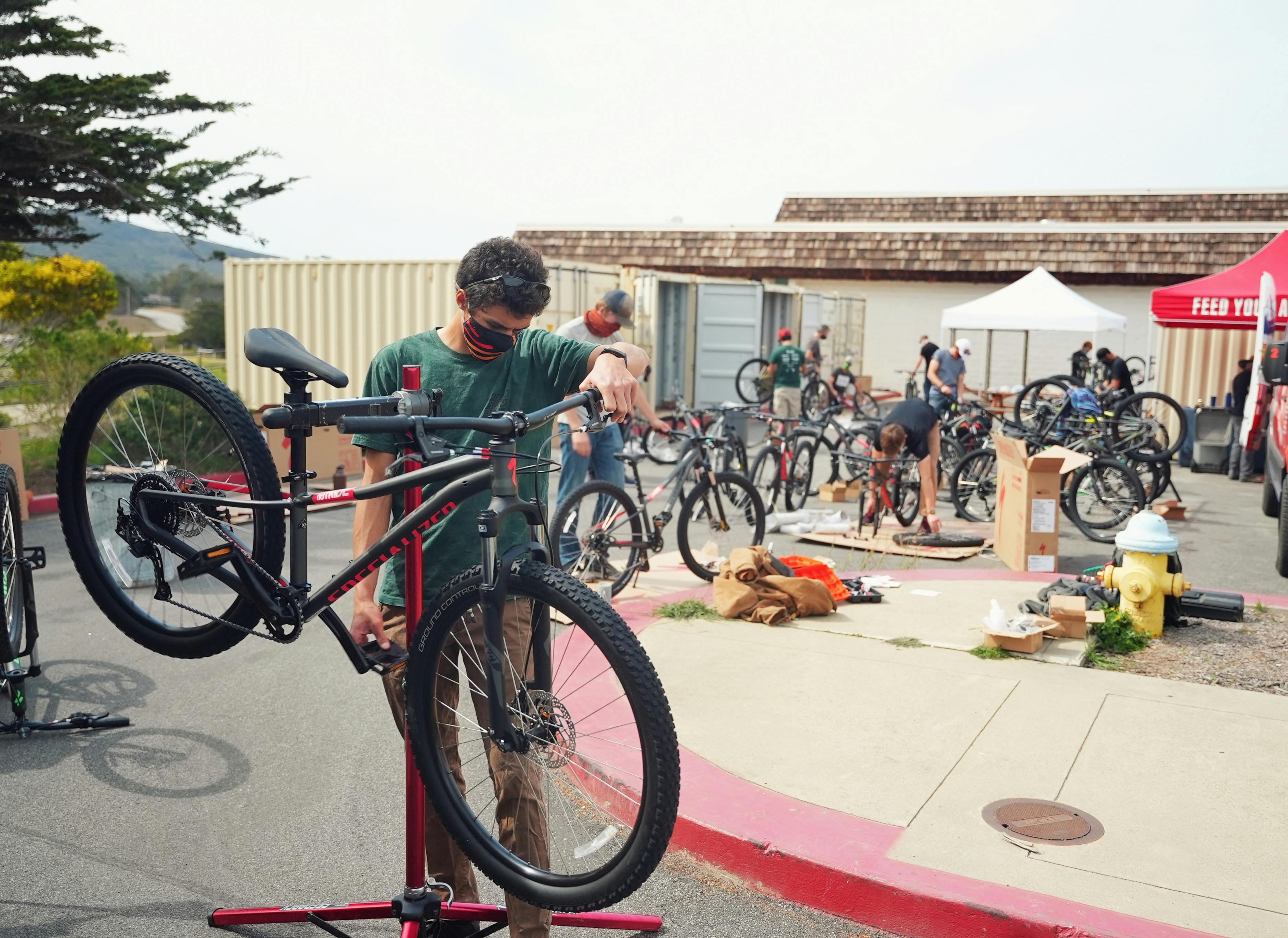 Building fifty one bikes for Los Osos Middle School’s Outride Riding For Focus program. Credit: Outride. 