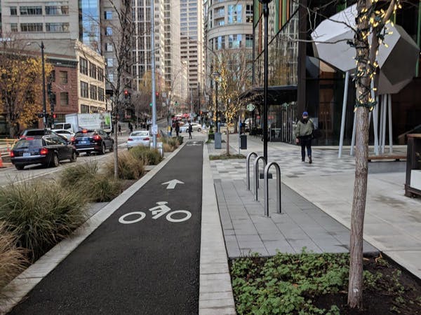 7th Avenue Protected Bike Lane in Seattle. Credit: Seattle Dept. of Transportation