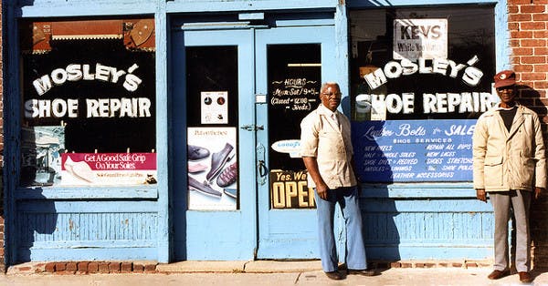 1992 photo of Mosley’s Shoe Repair, at 346 Auburn Ave., via Russell Mondy.
