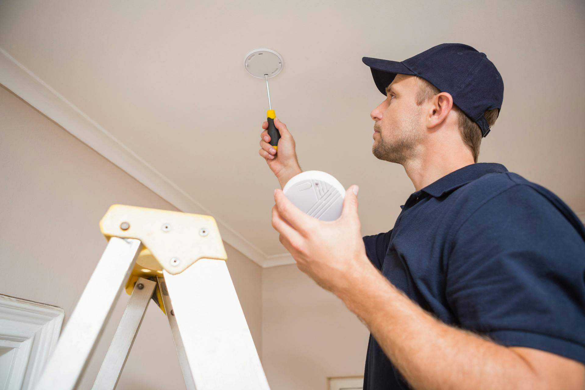 Smoke Detectors for Apartments and Rental Properties in Texas