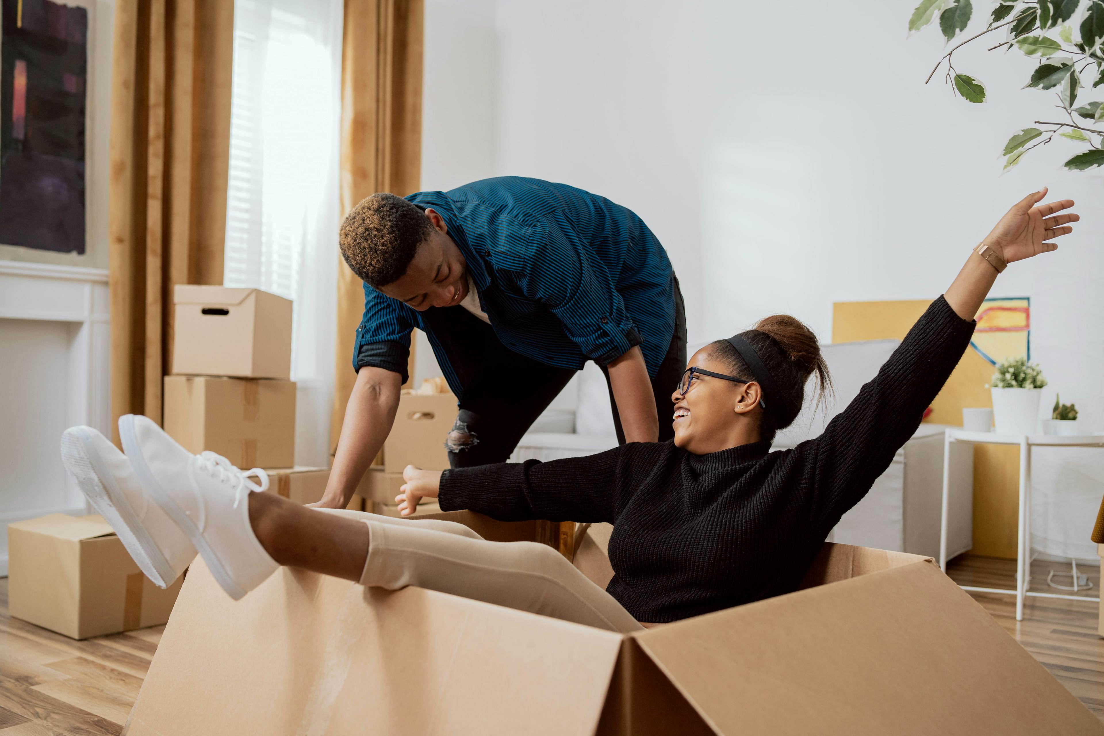 When multiple people move into the same apartment, knowing the difference between a resident and occupant can be important. 